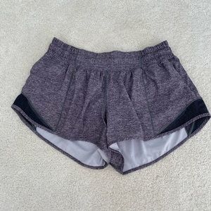 Lululemon Hotty Hot Short Reg Size 6